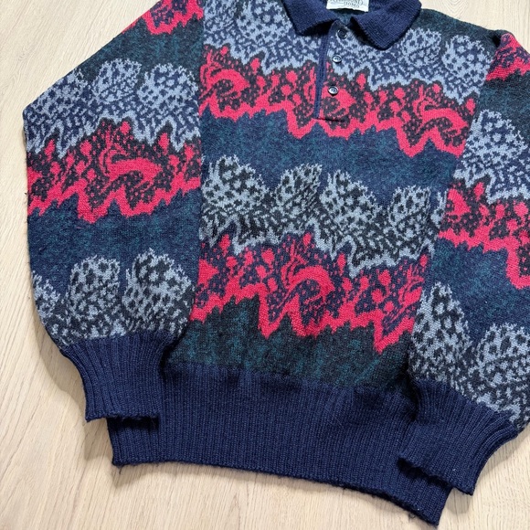 Sold - Picture 3 of 11